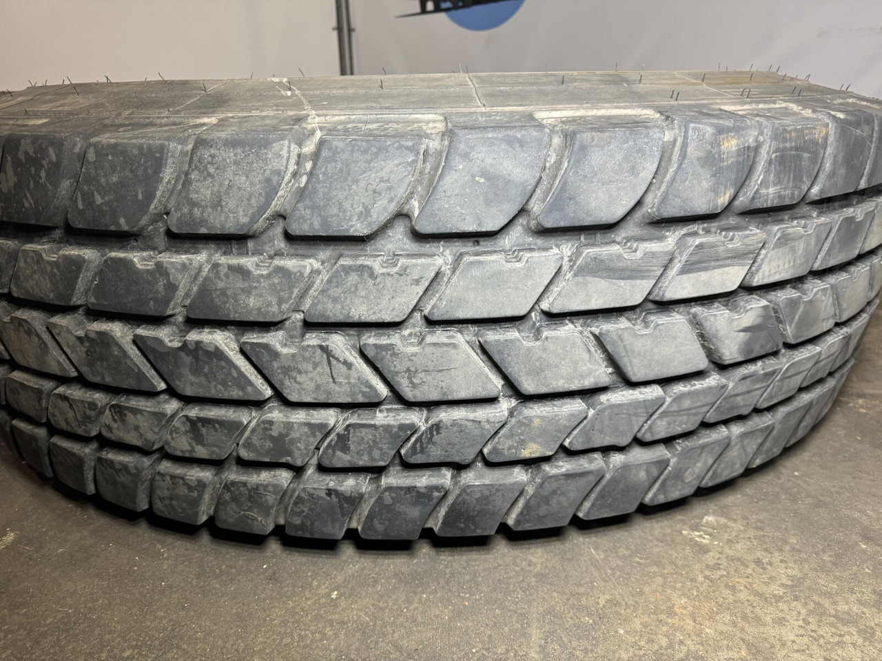 Wheel 445/95R25 10 12.3 1p - Komplett hjul: bilde 2 Wheel 445/95R25 10 12.3 1p - Komplett hjul: bilde 2