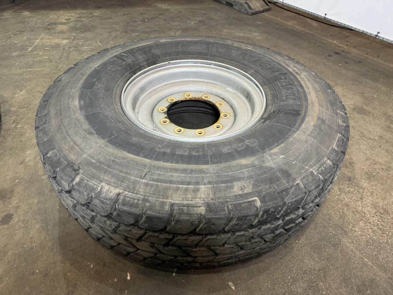 Wheel 445/95R25 10 12.3 1p - Komplett hjul: bilde 3 Wheel 445/95R25 10 12.3 1p - Komplett hjul: bilde 3