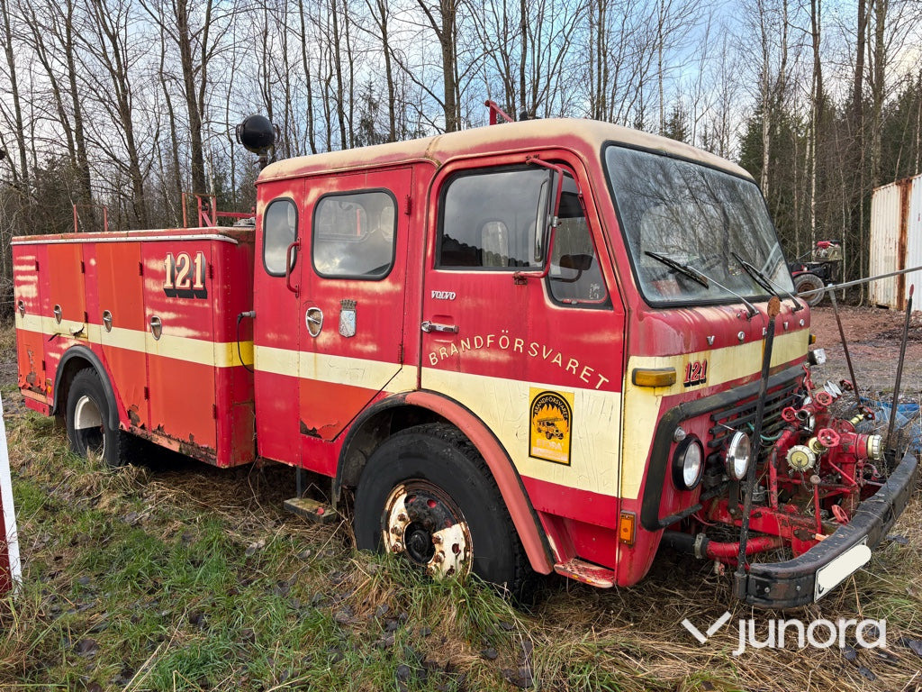 Brandbil - Volvo F86T - Brannbil: bilde 4 Brandbil - Volvo F86T - Brannbil: bilde 4