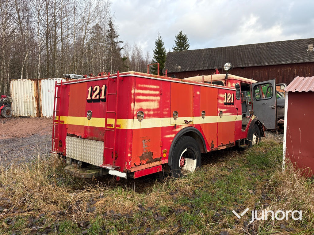 Brandbil - Volvo F86T - Brannbil: bilde 5 Brandbil - Volvo F86T - Brannbil: bilde 5