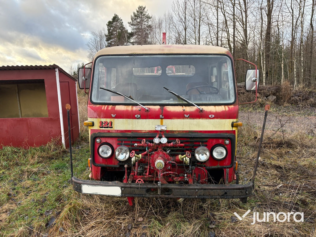 Brandbil - Volvo F86T - Brannbil: bilde 2 Brandbil - Volvo F86T - Brannbil: bilde 2