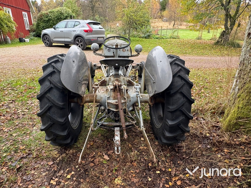 Grolle Massey Fergusson - Traktor: bilde 5 Grolle Massey Fergusson - Traktor: bilde 5