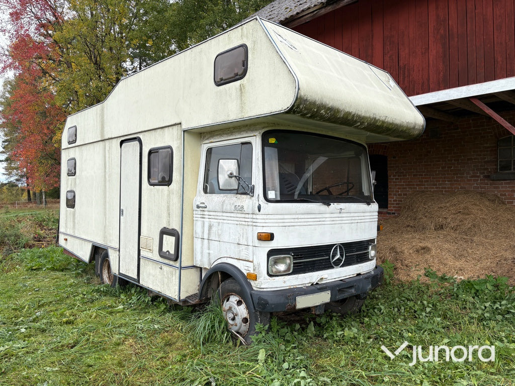 Husbil MERCEDES BENZ LP 608/32 - Alkovebil: bilde 1 Husbil MERCEDES BENZ LP 608/32 - Alkovebil: bilde 1