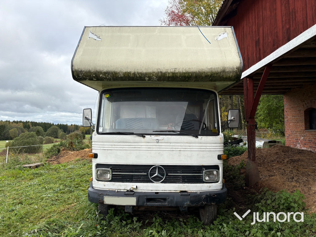 Husbil MERCEDES BENZ LP 608/32 - Alkovebil: bilde 2 Husbil MERCEDES BENZ LP 608/32 - Alkovebil: bilde 2