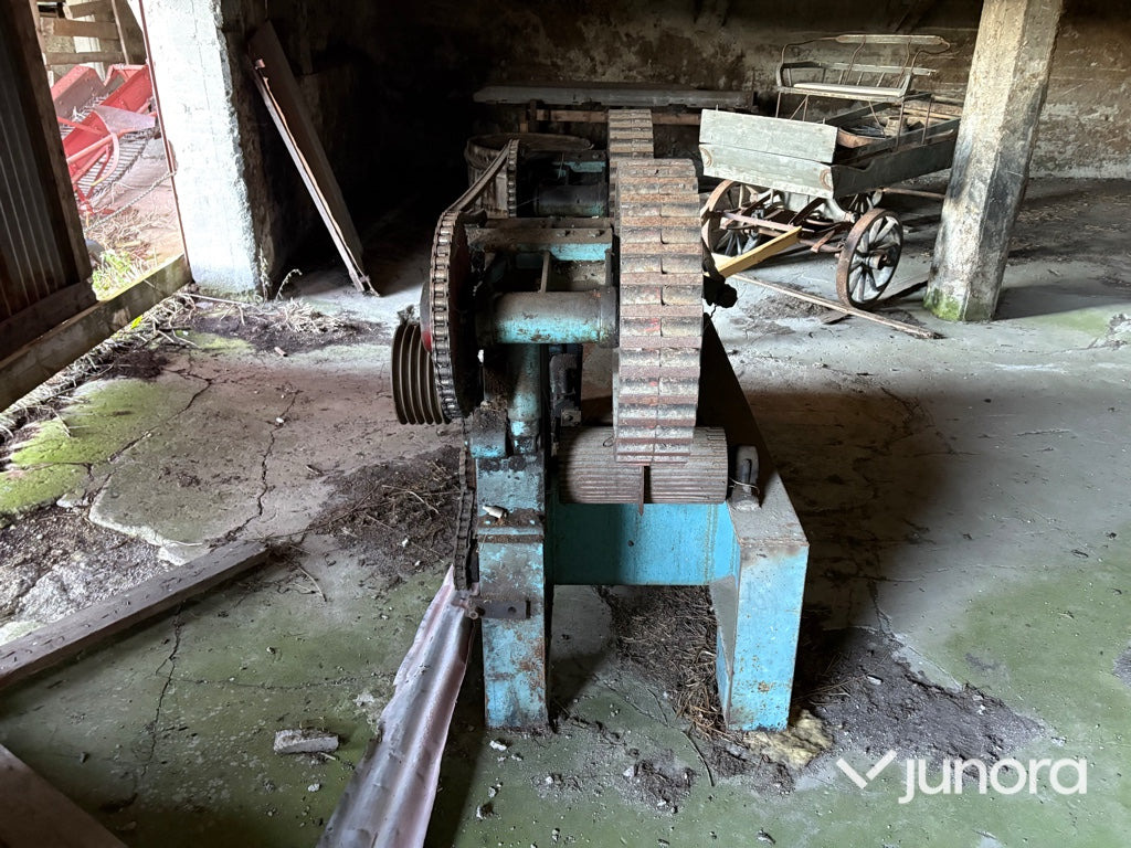 Klyvsåg - Trebearbeidingsmaskin: bilde 4 Klyvsåg - Trebearbeidingsmaskin: bilde 4