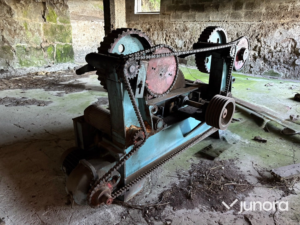 Klyvsåg - Trebearbeidingsmaskin: bilde 3 Klyvsåg - Trebearbeidingsmaskin: bilde 3