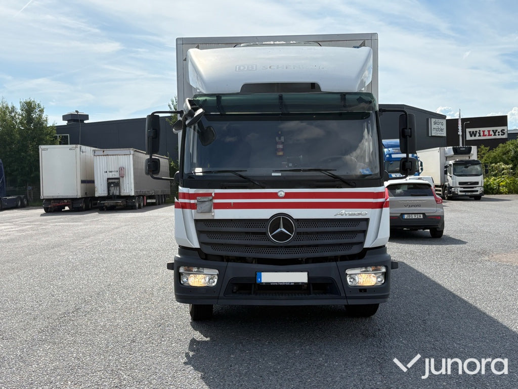Lastbil Mercedes Atego 1223 - Skapbil: bilde 2 Lastbil Mercedes Atego 1223 - Skapbil: bilde 2