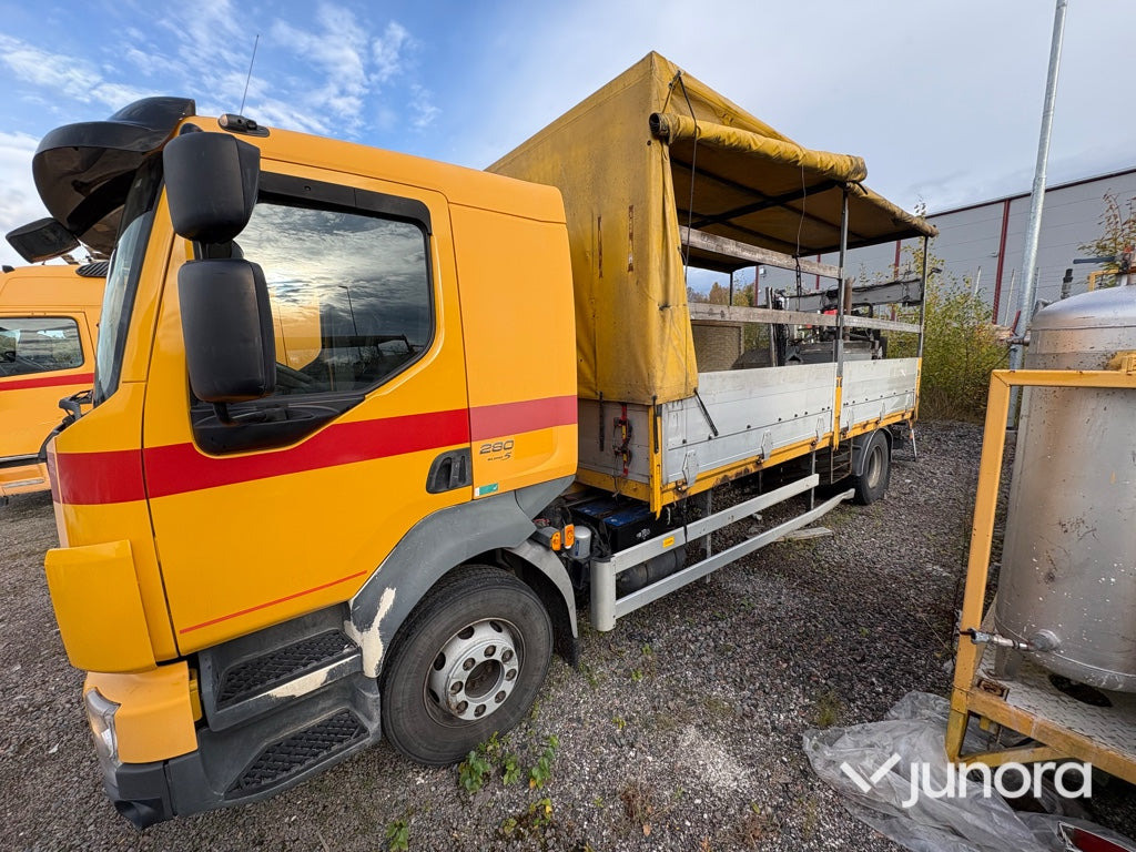 Lastbil Volvo FL-280 4*2 - Kapellbil: bilde 4 Lastbil Volvo FL-280 4*2 - Kapellbil: bilde 4