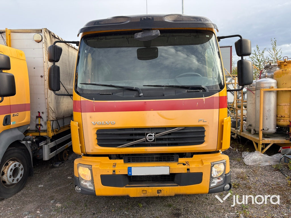 Lastbil Volvo FL-280 4*2 - Kapellbil: bilde 2 Lastbil Volvo FL-280 4*2 - Kapellbil: bilde 2
