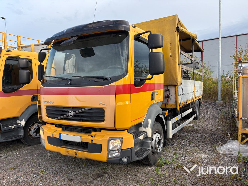 Lastbil Volvo FL-280 4*2 - Kapellbil: bilde 1 Lastbil Volvo FL-280 4*2 - Kapellbil: bilde 1