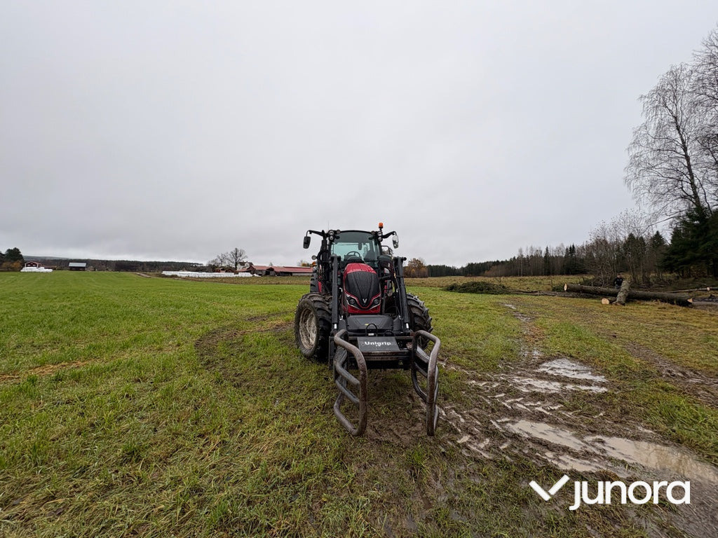 Traktor - Valtra A115 - Traktor: bilde 4 Traktor - Valtra A115 - Traktor: bilde 4