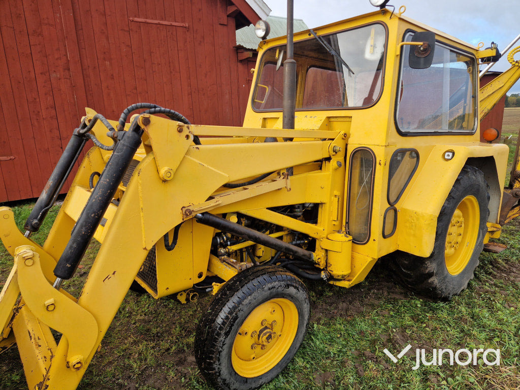 Traktorgrävare Massey Ferguson 40 R - Traktorgraver: bilde 2 Traktorgrävare Massey Ferguson 40 R - Traktorgraver: bilde 2
