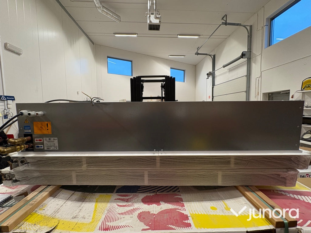 Varmluftsridå – 2VV VCFB150VZP00EV - Byggvarmer: bilde 1 Varmluftsridå – 2VV VCFB150VZP00EV - Byggvarmer: bilde 1