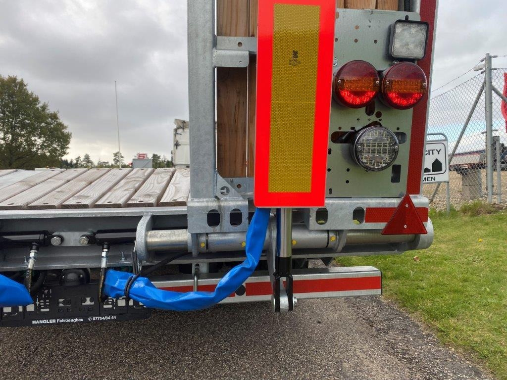 Hangler DTS-H 300 3 akslet hænger med ramper - Lavloader tilhenger: bilde 5 Hangler DTS-H 300 3 akslet hænger med ramper - Lavloader tilhenger: bilde 5