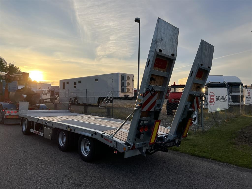 Hangler DTS-H 300 3 akslet hænger med ramper - Lavloader tilhenger: bilde 4 Hangler DTS-H 300 3 akslet hænger med ramper - Lavloader tilhenger: bilde 4