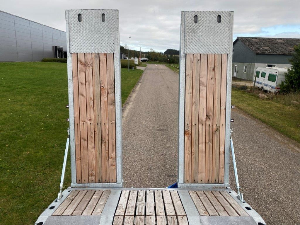 Hangler DTS-H 300 P 3 akslet med ramper - Lavloader tilhenger: bilde 5 Hangler DTS-H 300 P 3 akslet med ramper - Lavloader tilhenger: bilde 5