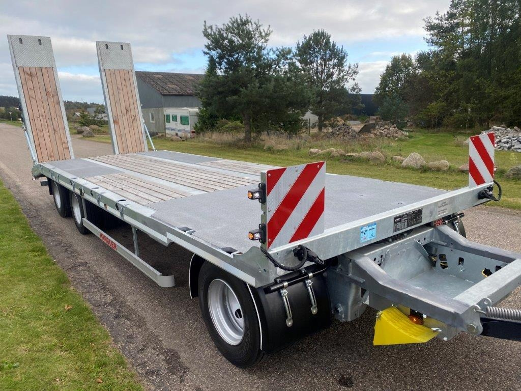 Hangler DTS-H 300 P 3 akslet med ramper - Lavloader tilhenger: bilde 4 Hangler DTS-H 300 P 3 akslet med ramper - Lavloader tilhenger: bilde 4