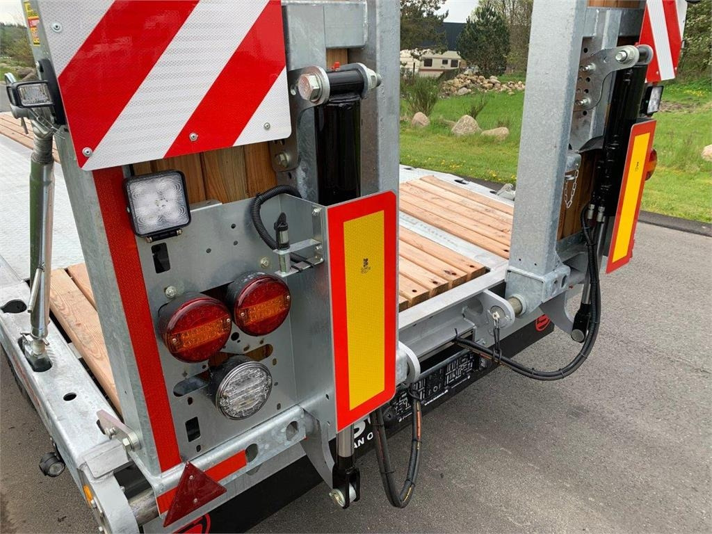 Hangler TPS-H 280 Jumbo-Z 3 akslet - Lavloader tilhenger: bilde 5 Hangler TPS-H 280 Jumbo-Z 3 akslet - Lavloader tilhenger: bilde 5