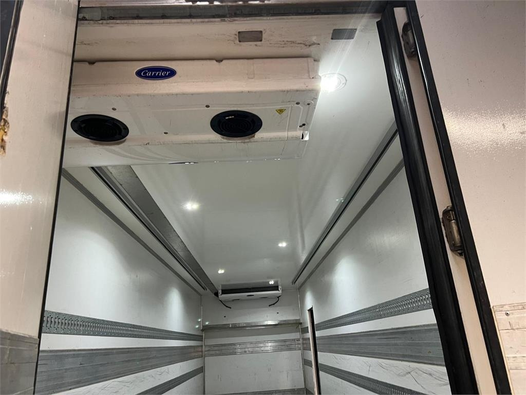 Mercedes-Benz Actros 2530 L 6x2*4 - Lastebil med kjøl: bilde 2 Mercedes-Benz Actros 2530 L 6x2*4 - Lastebil med kjøl: bilde 2