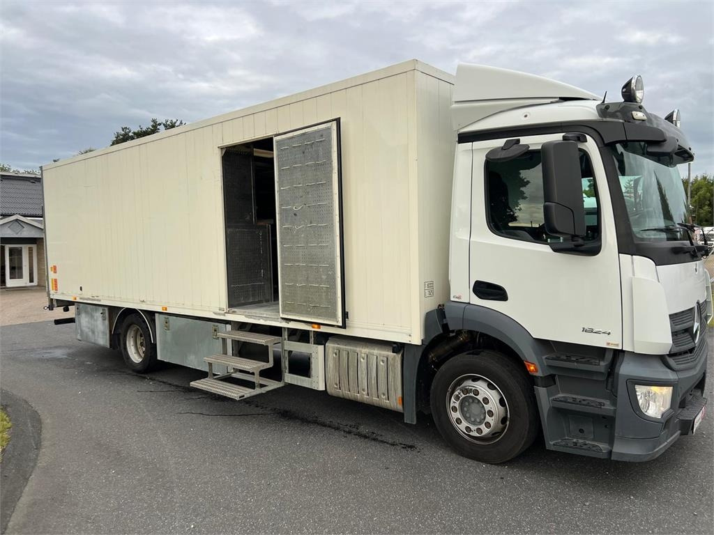 Mercedes-Benz Antos 1824 LnR - Skapbil: bilde 1 Mercedes-Benz Antos 1824 LnR - Skapbil: bilde 1