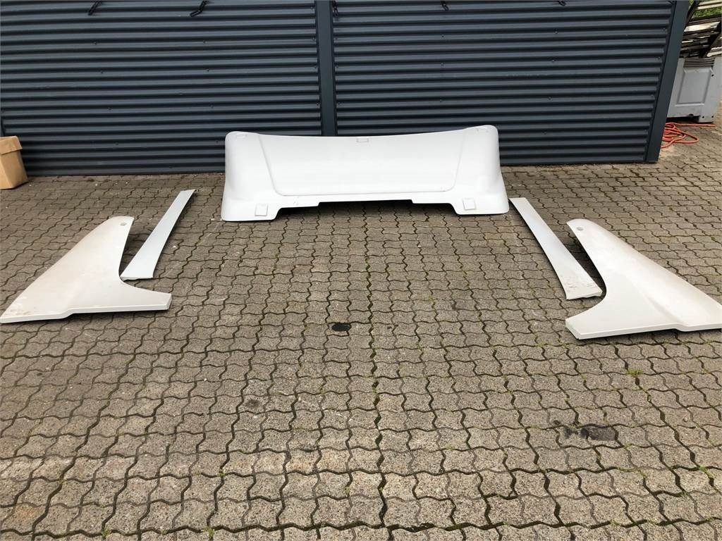 Scania Spoilersæt CR19 Highline - Aerodynamikk/ Spoiler for Lastebil: bilde 3 Scania Spoilersæt CR19 Highline - Aerodynamikk/ Spoiler for Lastebil: bilde 3