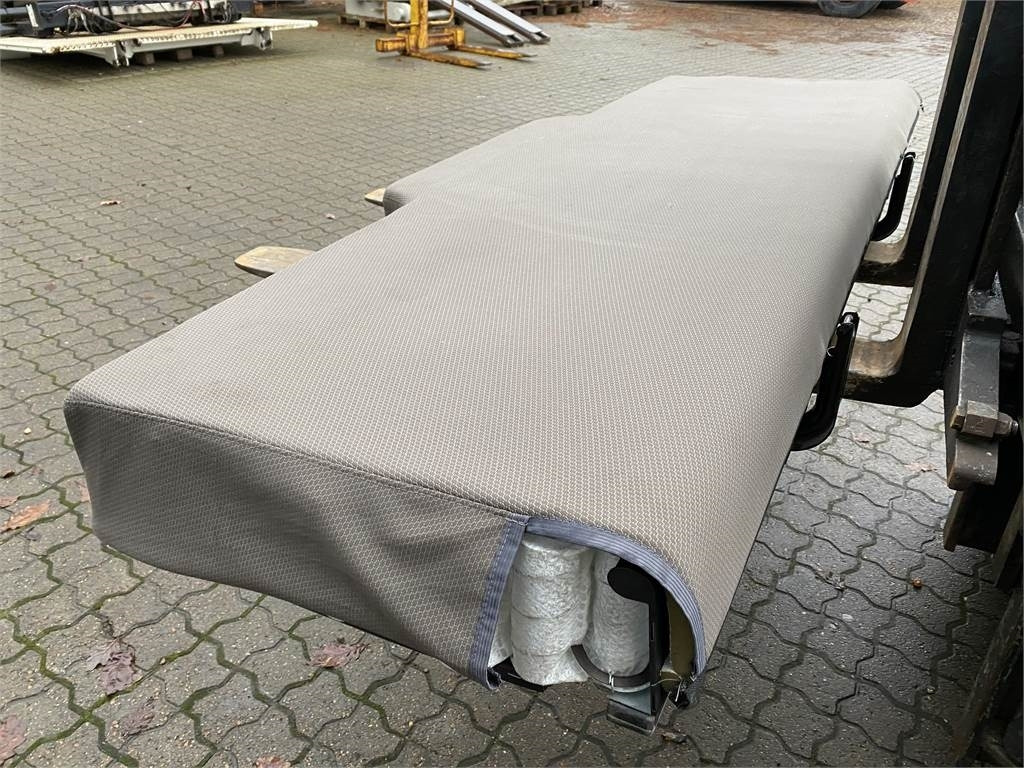 Scania Underkøje (L 2000 x B 630mm) - Førerhus for Lastebil: bilde 4 Scania Underkøje (L 2000 x B 630mm) - Førerhus for Lastebil: bilde 4