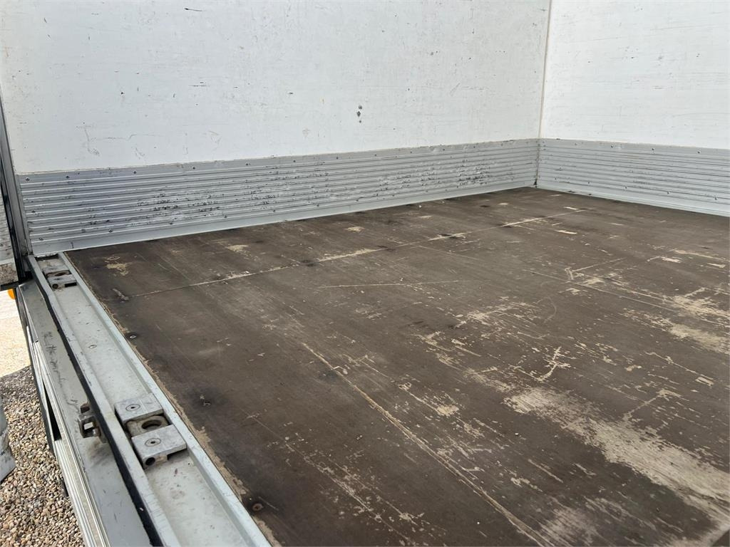 Volvo FE320 18 ton - Lastebil med kjøl: bilde 5 Volvo FE320 18 ton - Lastebil med kjøl: bilde 5