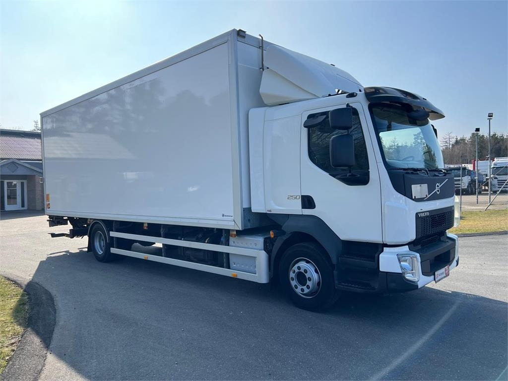 Volvo FL 16 ton 250HK - Skapbil: bilde 2 Volvo FL 16 ton 250HK - Skapbil: bilde 2