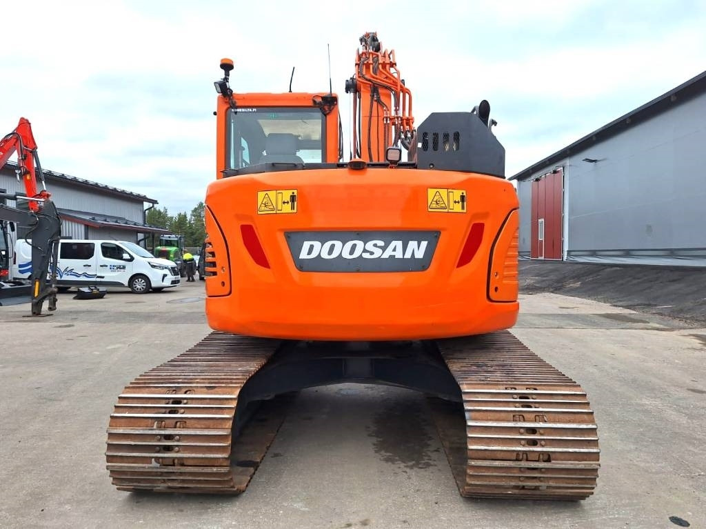 Doosan DX140LCR-5 PYÖRITTÄJÄLLÄ - Beltegraver: bilde 3 Doosan DX140LCR-5 PYÖRITTÄJÄLLÄ - Beltegraver: bilde 3