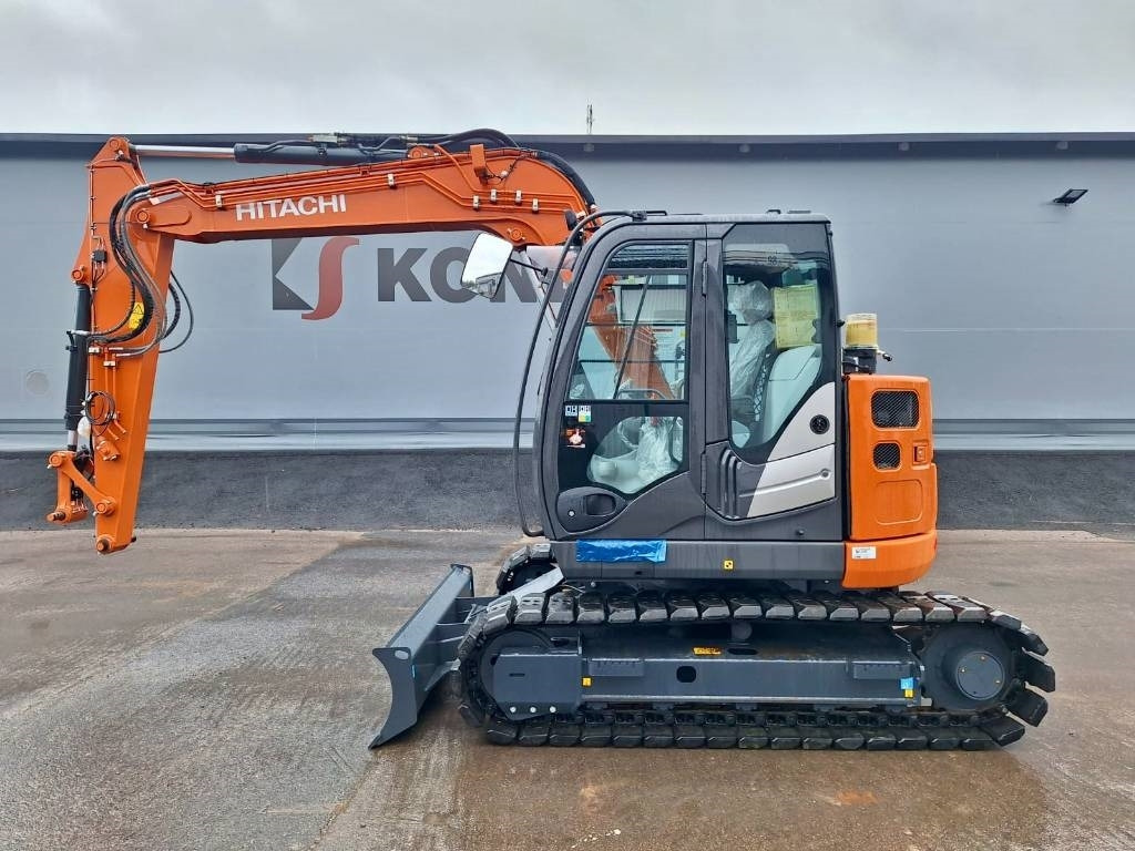 Hitachi MYYTY!!SOLD!! ZX85US-6 UUSI, KÄYTTÄMÄTÖN - Minigraver: bilde 1 Hitachi MYYTY!!SOLD!! ZX85US-6 UUSI, KÄYTTÄMÄTÖN - Minigraver: bilde 1