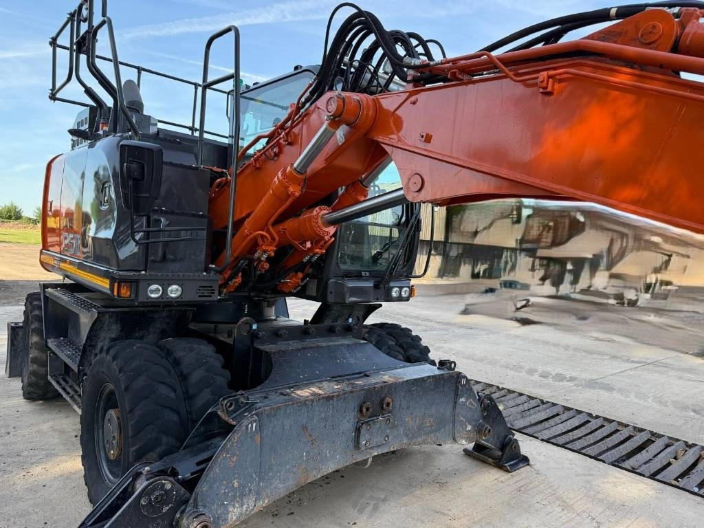 Hitachi ZX 135 W-7 - Hjulgraver: bilde 5 Hitachi ZX 135 W-7 - Hjulgraver: bilde 5