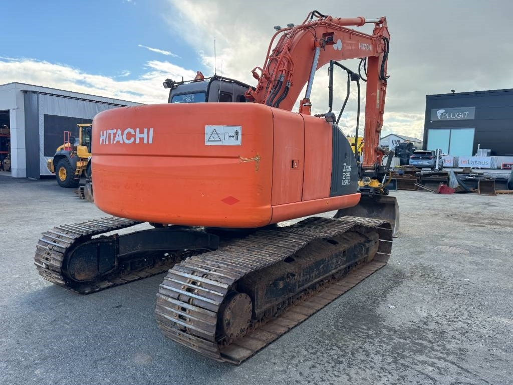 Hitachi ZX225USR PYÖRITTÄJÄLLÄ - Beltegraver: bilde 5 Hitachi ZX225USR PYÖRITTÄJÄLLÄ - Beltegraver: bilde 5