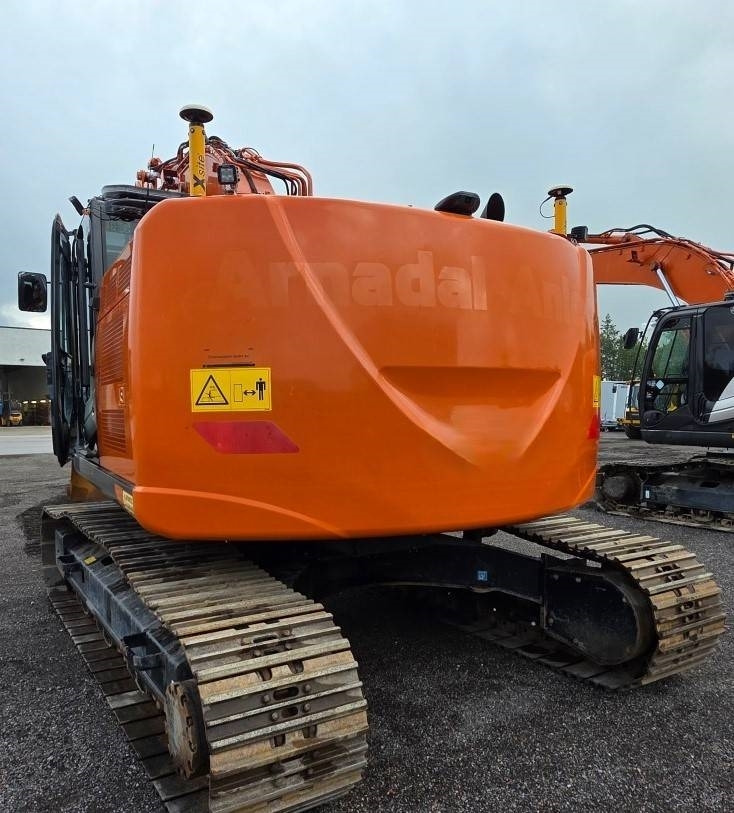 Hitachi ZX225USRLC-6 - Beltegraver: bilde 2 Hitachi ZX225USRLC-6 - Beltegraver: bilde 2