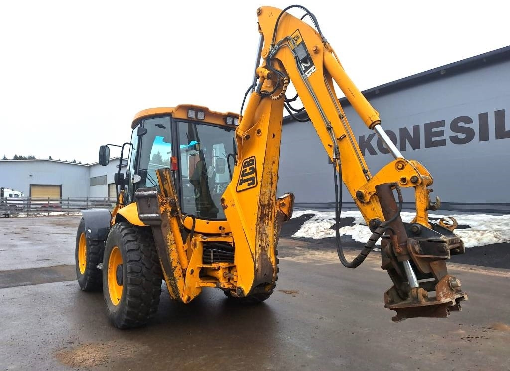 JCB 4CN YHDISTELMÄKONE KALLISTAJALLA - Traktorgraver: bilde 2 JCB 4CN YHDISTELMÄKONE KALLISTAJALLA - Traktorgraver: bilde 2