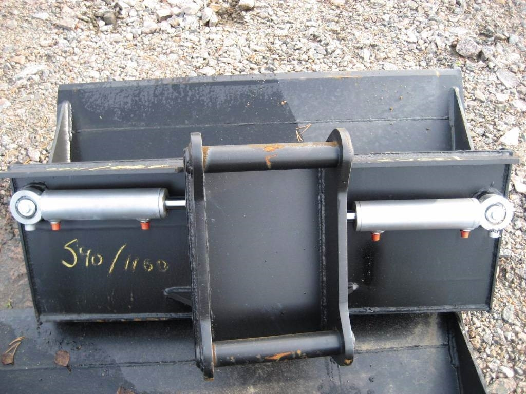 Kallistuva luiskakauha Kärsä 1100mm S40 3-6tn kone  - Skuffe for Bygg og anlegg: bilde 2 Kallistuva luiskakauha Kärsä 1100mm S40 3-6tn kone  - Skuffe for Bygg og anlegg: bilde 2
