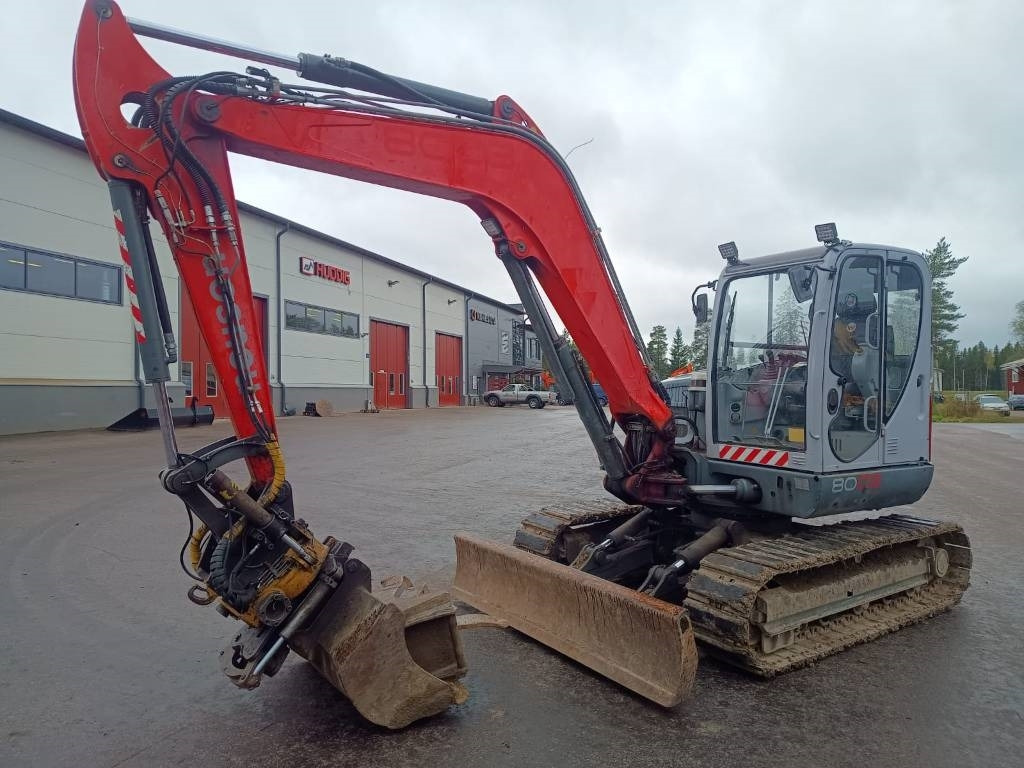 Neuson 8003RD PYÖRITTÄJÄ, 3-KAUHAA - Minigraver: bilde 5 Neuson 8003RD PYÖRITTÄJÄ, 3-KAUHAA - Minigraver: bilde 5