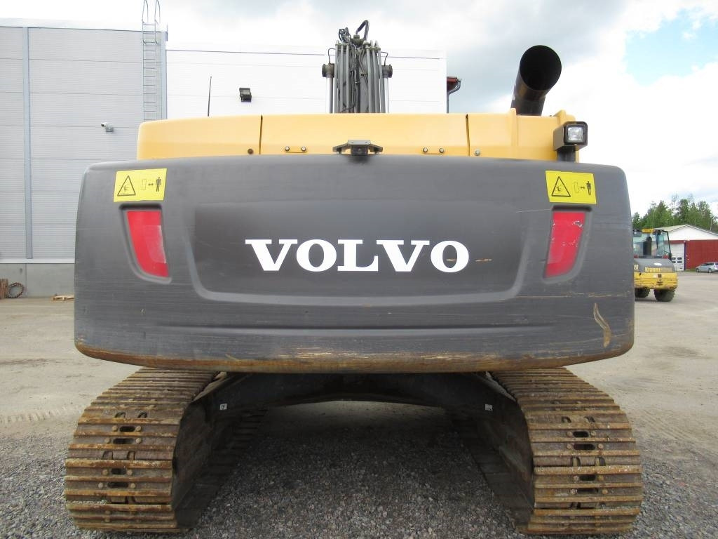 Volvo EC300DL PYÖRITTÄJÄLLÄ - Beltegraver: bilde 4 Volvo EC300DL PYÖRITTÄJÄLLÄ - Beltegraver: bilde 4