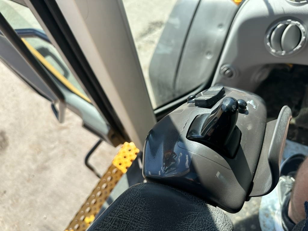 Leie Volvo L70G vipuohjaus, 3' ja 4' hydr  Volvo L70G vipuohjaus, 3' ja 4' hydr: bilde 19