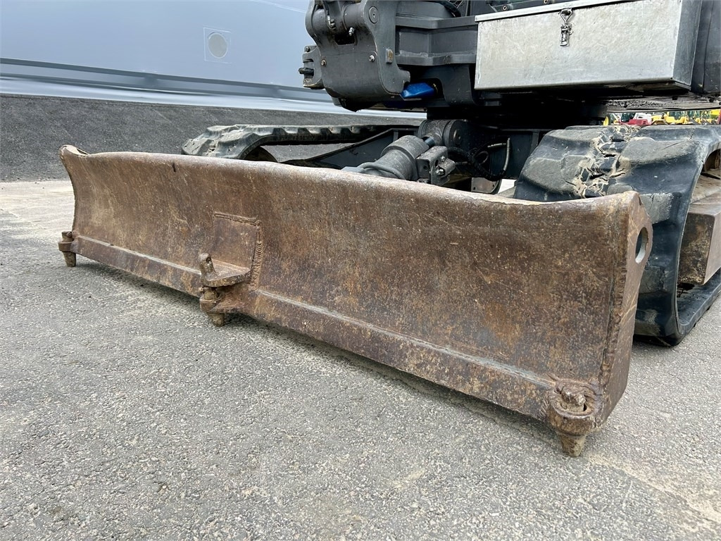 Minigraver Volvo MYYTY! SOLD! ECR88D + TYÖLAITTEET: bilde 14