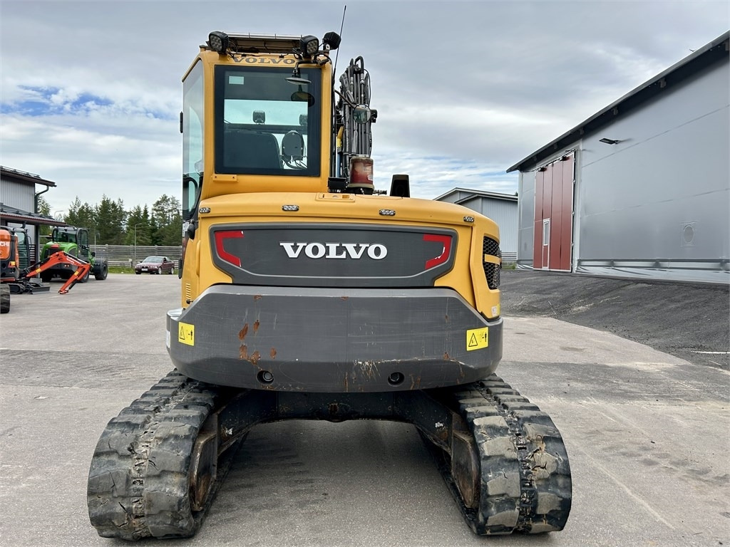 Volvo MYYTY! SOLD! ECR88D + TYÖLAITTEET  - Minigraver: bilde 3 Volvo MYYTY! SOLD! ECR88D + TYÖLAITTEET  - Minigraver: bilde 3