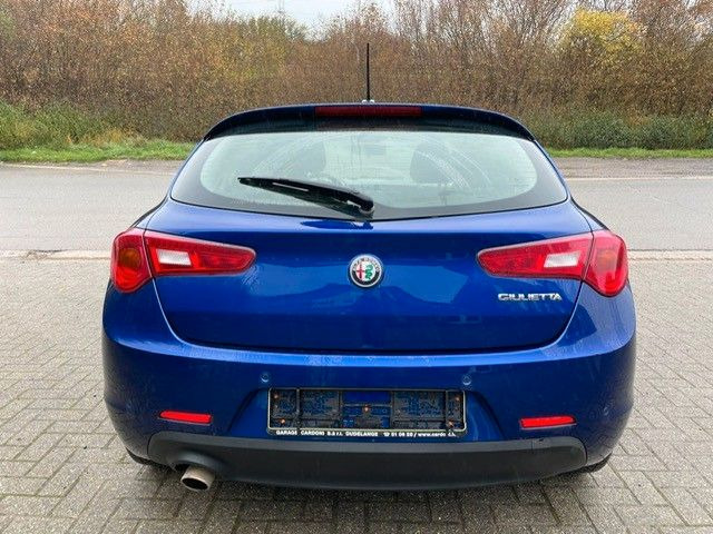 Alfa Romeo Giulietta Basis. Klima. Navi. Tempomat. - Stasjonsvogn: bilde 4 Alfa Romeo Giulietta Basis. Klima. Navi. Tempomat. - Stasjonsvogn: bilde 4