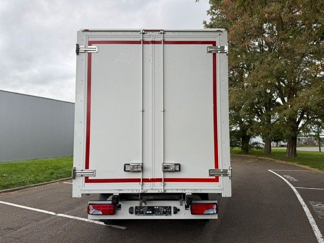 MAN TGE 3-140. Koffer 4.30m. Klima. Navi. Tempomat. - Varebil med skap: bilde 4 MAN TGE 3-140. Koffer 4.30m. Klima. Navi. Tempomat. - Varebil med skap: bilde 4