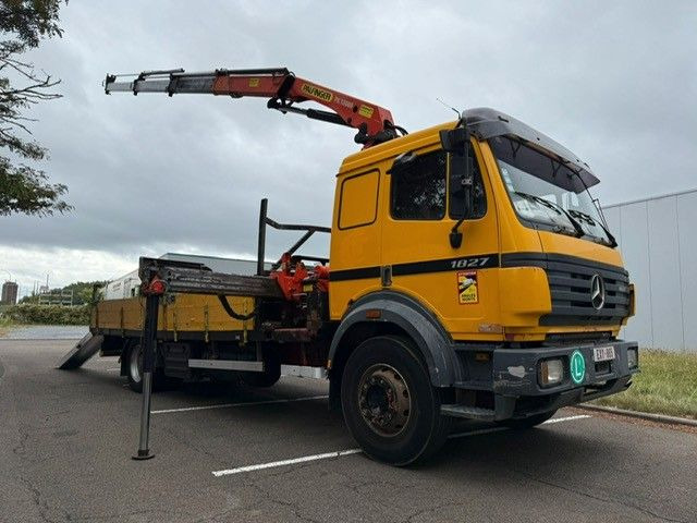 Mercedes-Benz 1827. Kran Palfinger PK13000. - Kranbil: bilde 1 Mercedes-Benz 1827. Kran Palfinger PK13000. - Kranbil: bilde 1