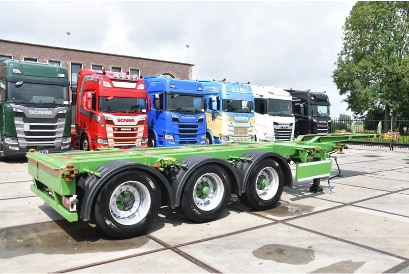 Pacton T3-010 - 2 LIFT AXLES - DRUM BRAKES - BPW AXLES - 2 x EXTENDABLE - GOOD CONDITION - - Container-transport/ Vekselflak semitrailer: bilde 2 Pacton T3-010 - 2 LIFT AXLES - DRUM BRAKES - BPW AXLES - 2 x EXTENDABLE - GOOD CONDITION - - Container-transport/ Vekselflak semitrailer: bilde 2