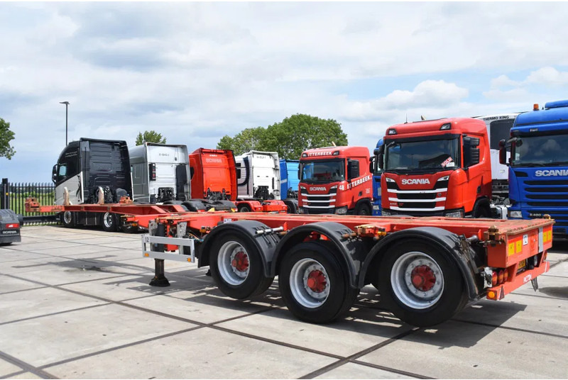 Pacton T3-010 - BPW AXLES - DRUM BRAKES - 2 LIFT AXLES - 2 x EXTENDABLE - - Container-transport/ Vekselflak semitrailer: bilde 4 Pacton T3-010 - BPW AXLES - DRUM BRAKES - 2 LIFT AXLES - 2 x EXTENDABLE - - Container-transport/ Vekselflak semitrailer: bilde 4