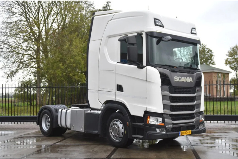 Scania S410 NGS 4x2EB MEGA 95 cm or 103 cm driving height - RETARDER - 773 TKM - FULL AIR - PARK. AIRCO - LEATHER SEATS - 2 x FUEL TANK - Trekkvogn: bilde 1 Scania S410 NGS 4x2EB MEGA 95 cm or 103 cm driving height - RETARDER - 773 TKM - FULL AIR - PARK. AIRCO - LEATHER SEATS - 2 x FUEL TANK - Trekkvogn: bilde 1