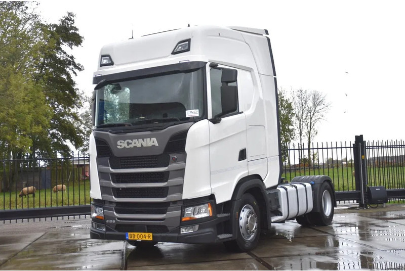 Scania S410 NGS 4x2EB MEGA 95 cm or 103 cm driving height - RETARDER - 773 TKM - FULL AIR - PARK. AIRCO - LEATHER SEATS - 2 x FUEL TANK - Trekkvogn: bilde 2 Scania S410 NGS 4x2EB MEGA 95 cm or 103 cm driving height - RETARDER - 773 TKM - FULL AIR - PARK. AIRCO - LEATHER SEATS - 2 x FUEL TANK - Trekkvogn: bilde 2