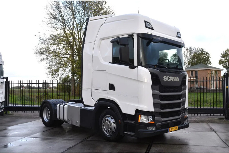 Scania S410 NGS 4x2EB MEGA 95 cm or 103 cm driving height - RETARDER - 781 TKM - FULL AIR - PARK. AIRCO - LEATHER SEATS - 2 x FUEL TANK - Trekkvogn: bilde 2 Scania S410 NGS 4x2EB MEGA 95 cm or 103 cm driving height - RETARDER - 781 TKM - FULL AIR - PARK. AIRCO - LEATHER SEATS - 2 x FUEL TANK - Trekkvogn: bilde 2