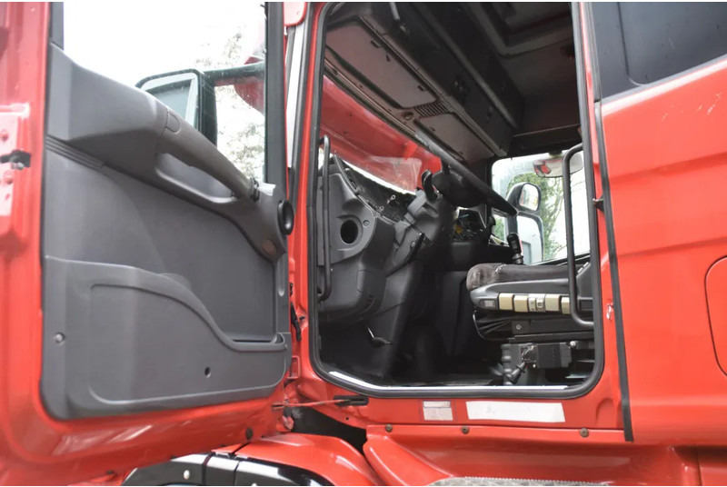 Scania T124-400 6x2 - MANUAL - OLD TACHO - WHEELBASE 390 CM - HUB REDUCTION - ALCOA'S - SLIDING FIFTH WHEEL - GOOD CONDITION - - Trekkvogn: bilde 4 Scania T124-400 6x2 - MANUAL - OLD TACHO - WHEELBASE 390 CM - HUB REDUCTION - ALCOA'S - SLIDING FIFTH WHEEL - GOOD CONDITION - - Trekkvogn: bilde 4