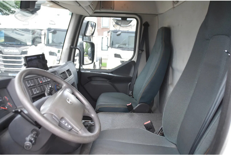 Volvo FL 280 4x2 + BOX - 294 TKM - AIRCO - DOUBLE CARGOFLOOR - ELEVATOR - REMOTE CONTROL - CAMERA - - Skapbil: bilde 5 Volvo FL 280 4x2 + BOX - 294 TKM - AIRCO - DOUBLE CARGOFLOOR - ELEVATOR - REMOTE CONTROL - CAMERA - - Skapbil: bilde 5